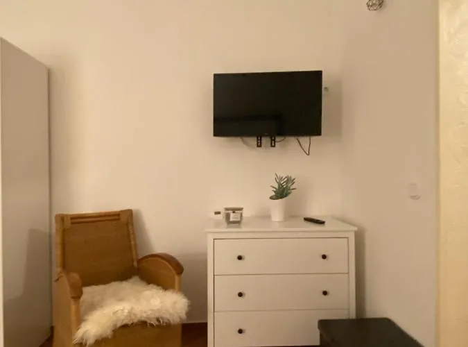 Apartamento Mit Terrasse Ip-tv Stellplatz *